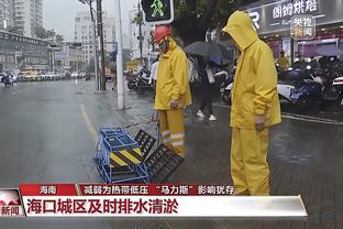 外线命中率不高！雷霆半场三分25中7&命中率28%